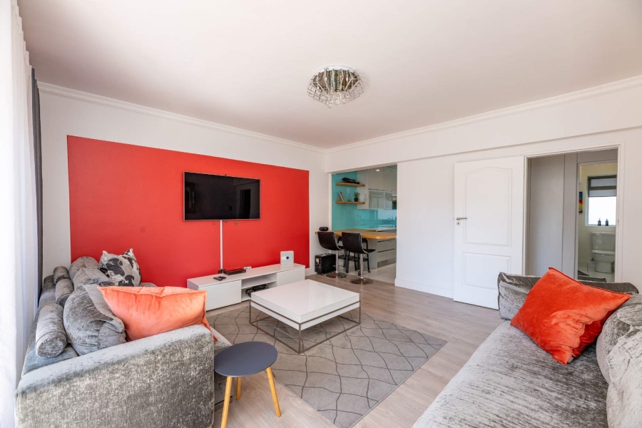 2 Bedroom Property for Sale in Sea Point Western Cape